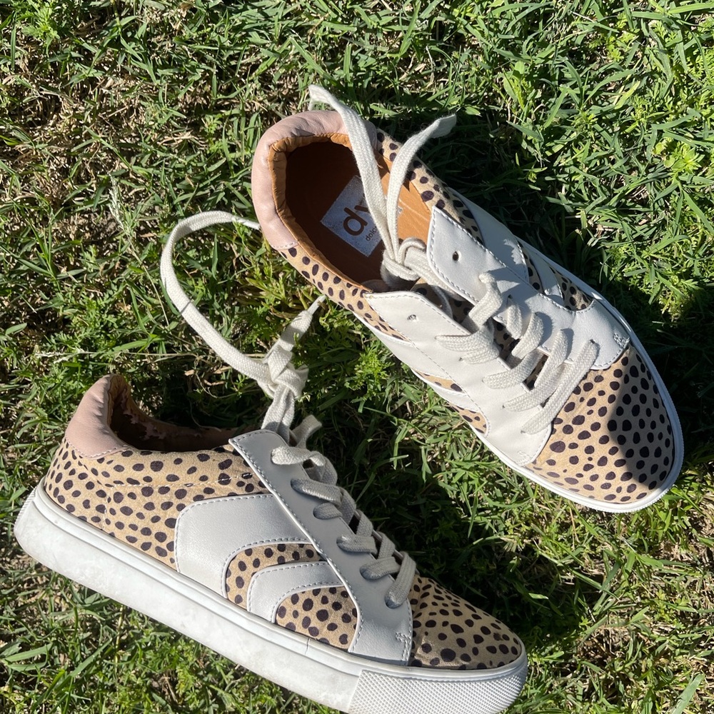 Macy's Leopard Print Low-Top Sneakers in Tan and Cream